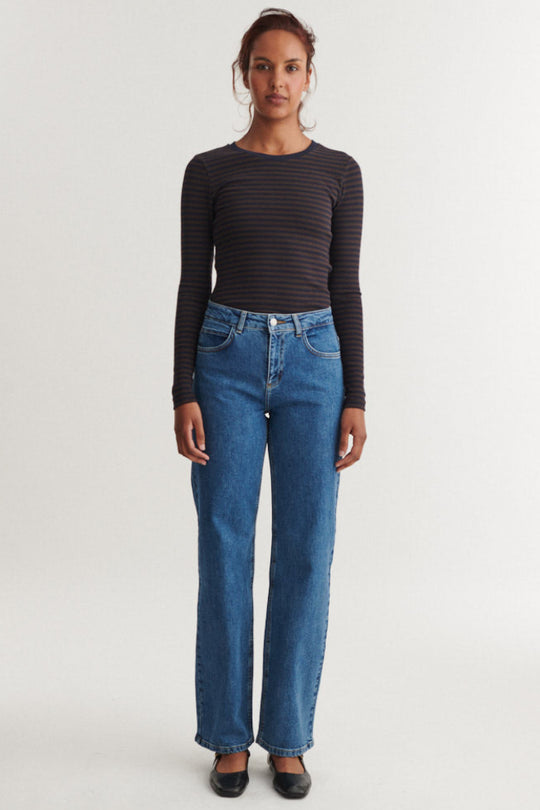 Basic Apparel Ludmilla LS Tee, chocolate torte/black
