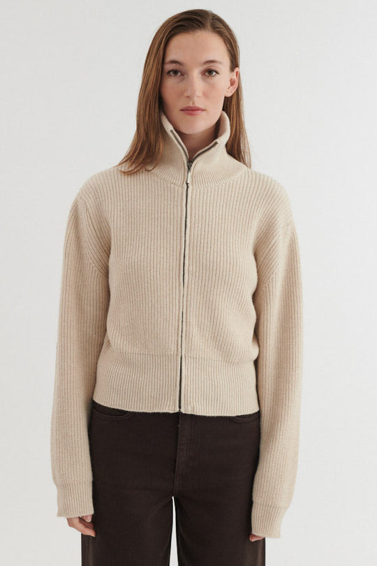 Basic Apparel Cady Zip Cardigan beige melange – produktbillede forfra