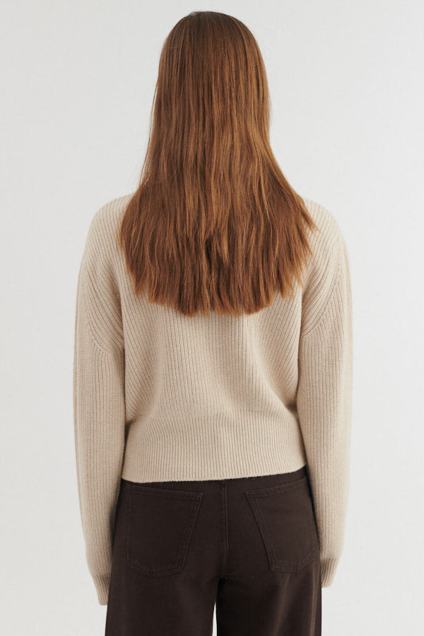 Basic Apparel Cady Zip Cardigan beige melange – detalje af pasform