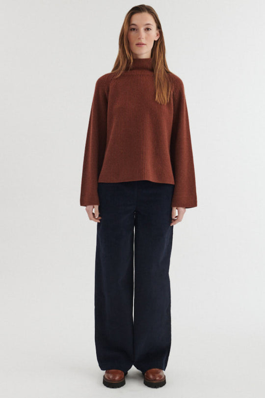 Basic Apparel Cady Raglan Sweater tortoise shell – materialedetalje