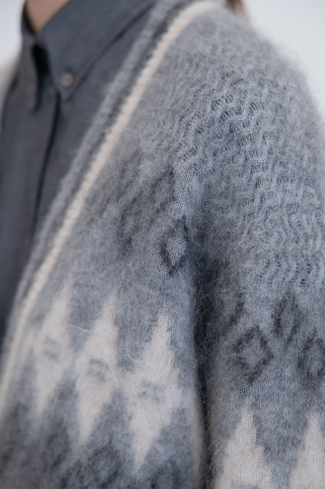 Project AJ117 Balwina cardigan i grå