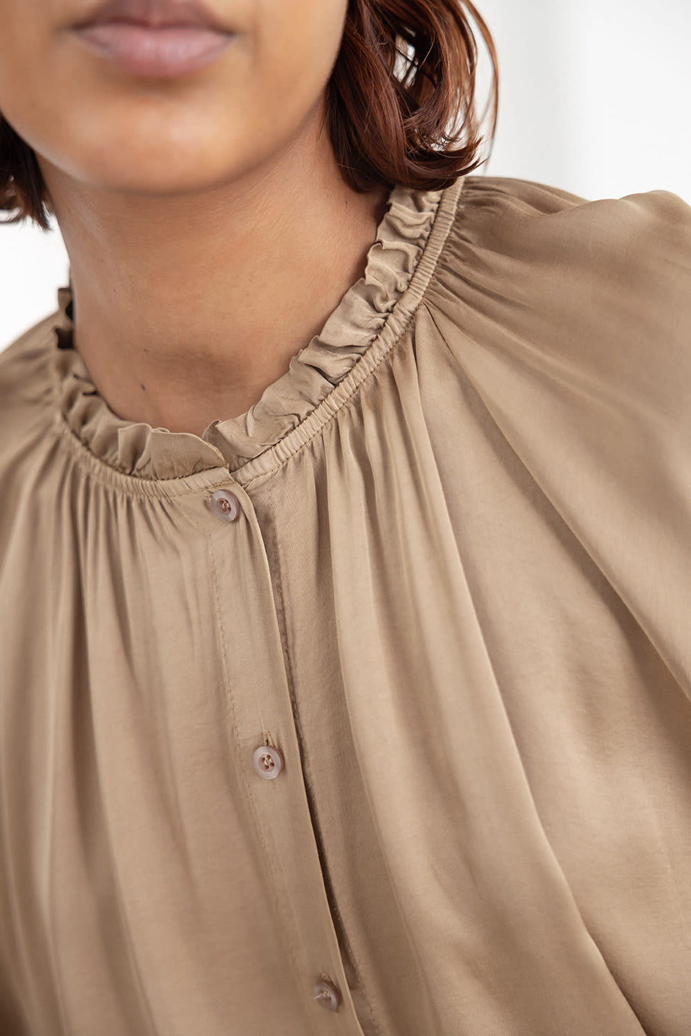 Project AJ117 Rachel skjorte i camel
