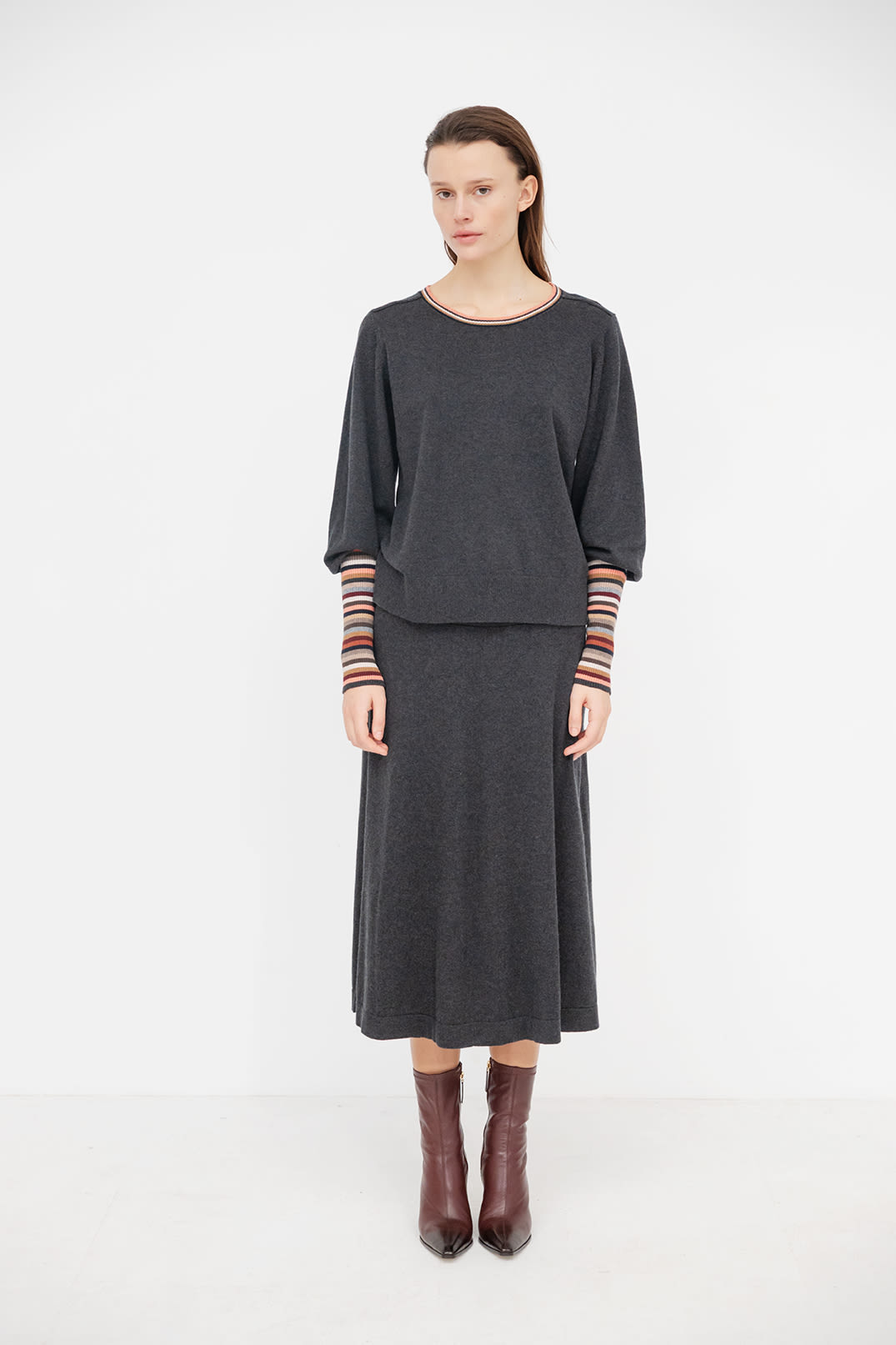 Project AJ117 Sigga strik i charcoal