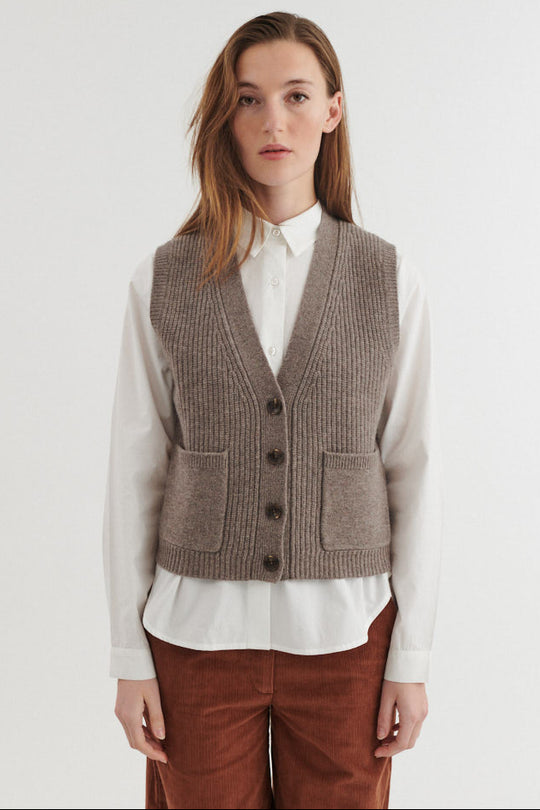 Basic Apparel Liz vest i portobella – produktbillede forfra