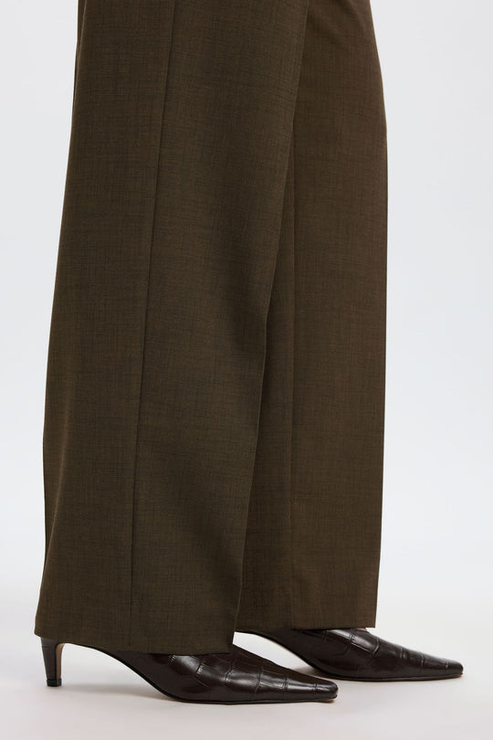 Selected Femme Signe bukser i Delicioso – styling