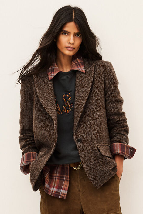 ba&sh Kast blazer i brun set forfra