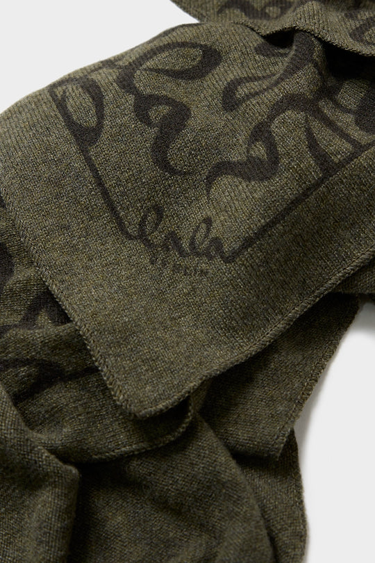 Detalje af Lalagram cashmere-tørklæde i borneo