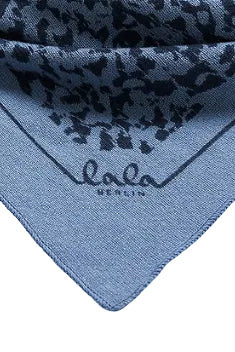 Detalje af Triangle Swoosh M i niagara