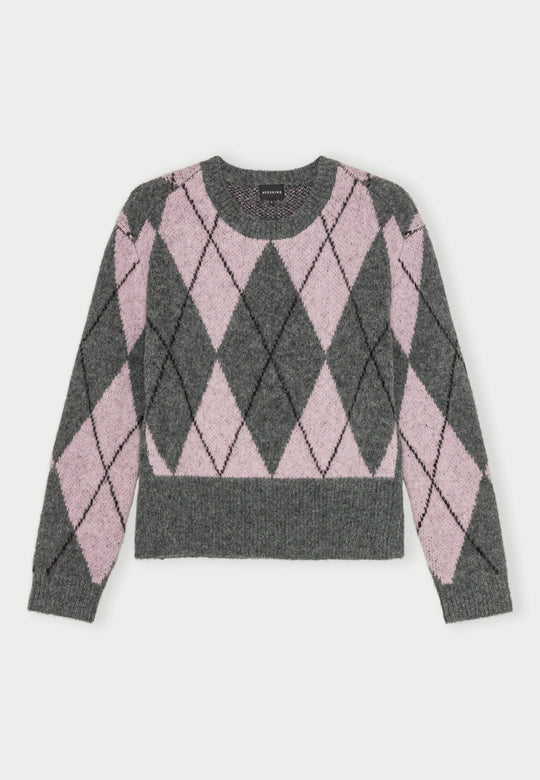 Herskind Carter Strikbluse i Argyle Violet med rund hals og dropped shoulders, lavet af blød alpaca- og uldblanding.