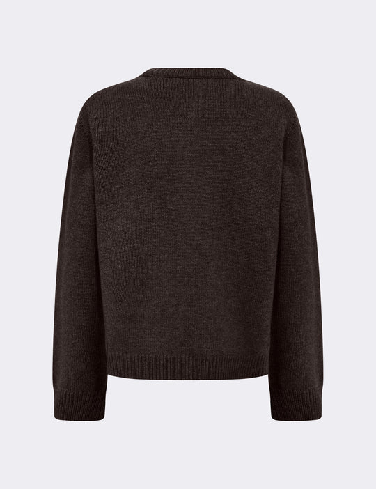 Levete Room LR-Perle 9 Cardigan i Dark Brown, strikket i merinould og cashmere med rund hals og knaplukning.