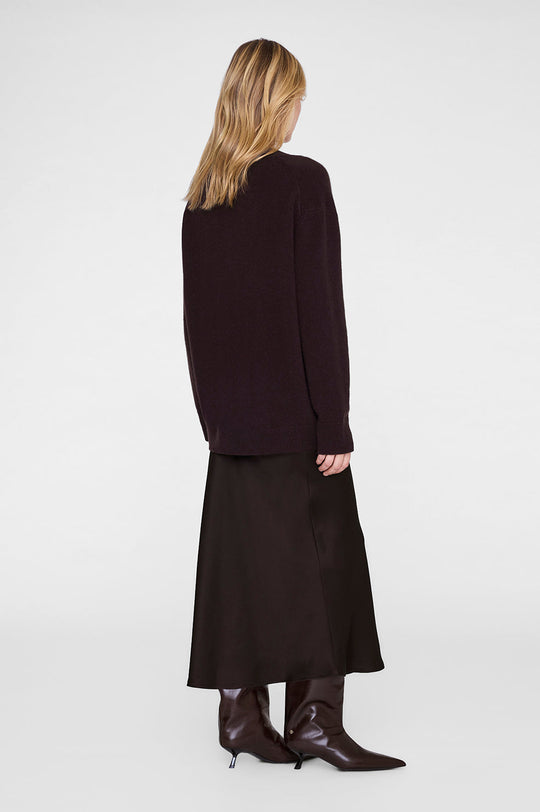 Anine Bing Bar Silk Skirt – luksuriøs midi-nederdel i 100% silke, højtaljet og skåret på skrå.