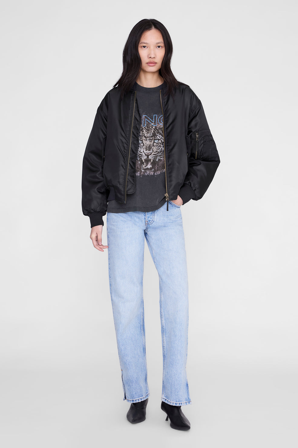 Anine Bing Cade Tee Leo Muse i washed black med leopardprint.