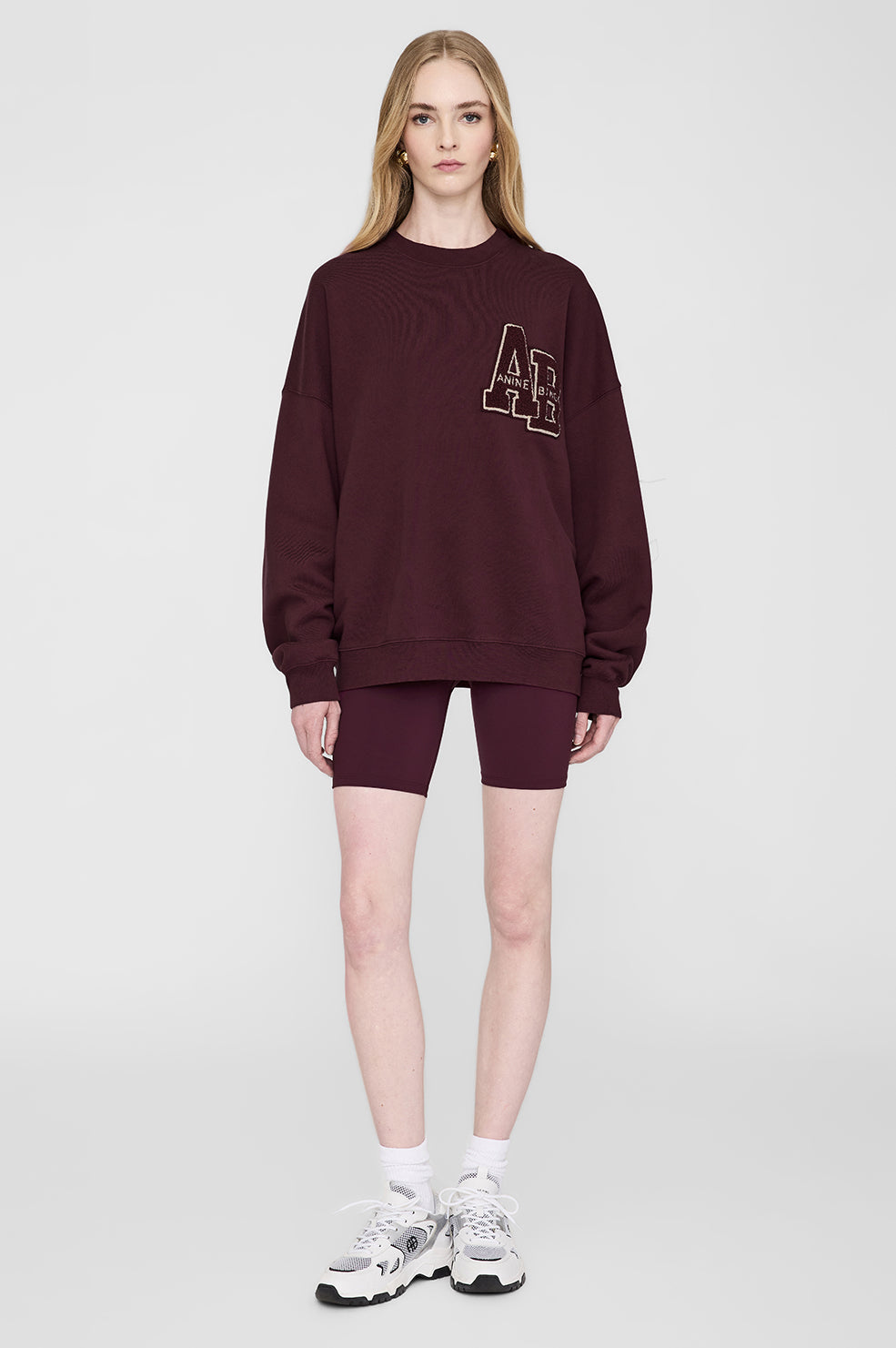 Anine Bing Miles Oversized Sweatshirt Letterman – Tidløs Komfort og Stil