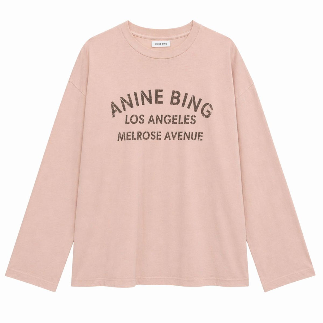 ANINE BING Ivan Long Sleeve i washed blushed med Melrose Stencil-print og afslappet pasform.
