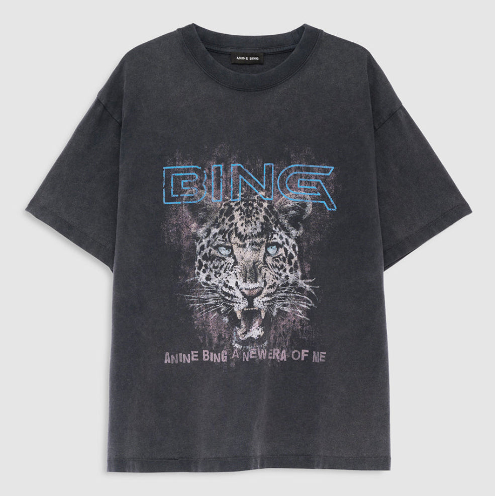 Anine Bing Cade Tee Leo Muse i washed black med leopardprint.