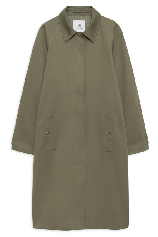 Anine Bing Randy Oversized Trench – stilfuld trenchcoat i bomuld med oversized pasform, store knapper og lommer. Perfekt til foråret.