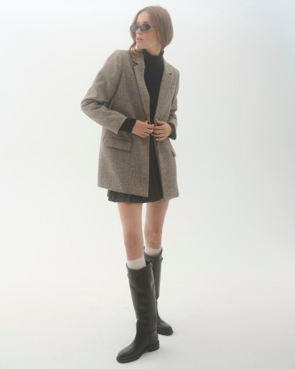 La Rouge Agnete Blazer – brun blazer med klassisk snit og foret inderside.

