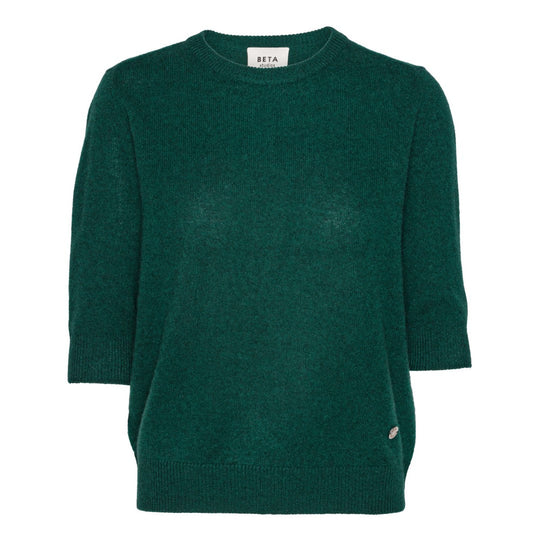 Beta Studios Anna Lady Sleeve cashmere top i farven Botanical Green med rund hals og trekvartlange ærmer.

