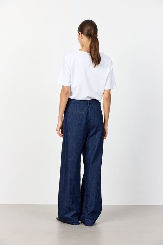 Leveté Room Paloma 1 T-shirt – klassisk T-shirt med rund hals og korte ærmer.