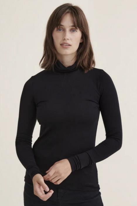 Basic Apparel | Bluse | Joline T-neck, black