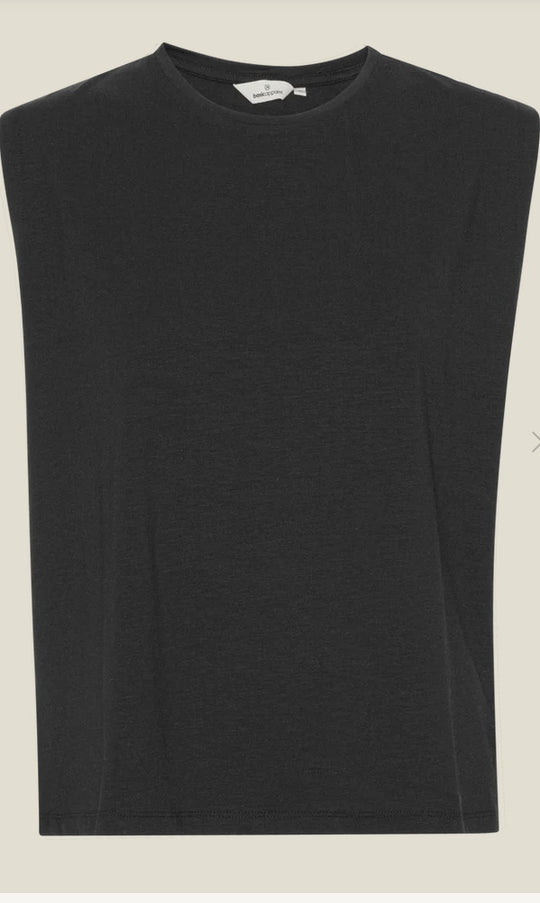 Basic Apparel Jolanda Tank Top i sort - Blød Tencel top med løst fit