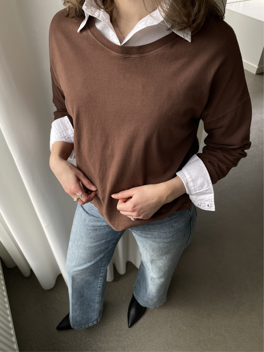 Basic Apparel Boni LS T-shirt fondue fudge – langærmet tee i økologisk bomuld med løs pasform.