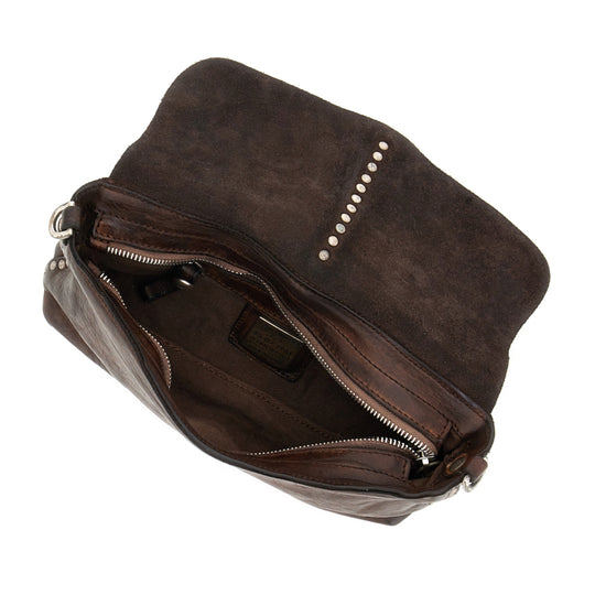 Campomaggi Artemisia crossbody taske i moro læder med nitter og justerbar rem.
