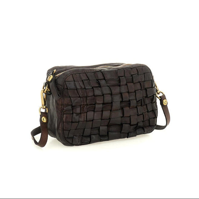 Campomaggi Elena Bowling Bag i brun flettet læder med lynlås og justerbar rem.