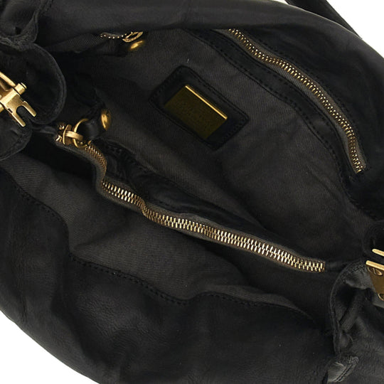 Campomaggi Ada M Shoulder Bag i sort læder.