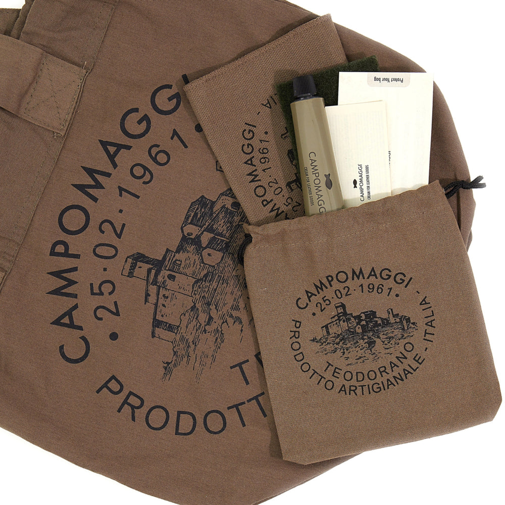 Campomaggi Ada M Shoulder Bag i sort læder.