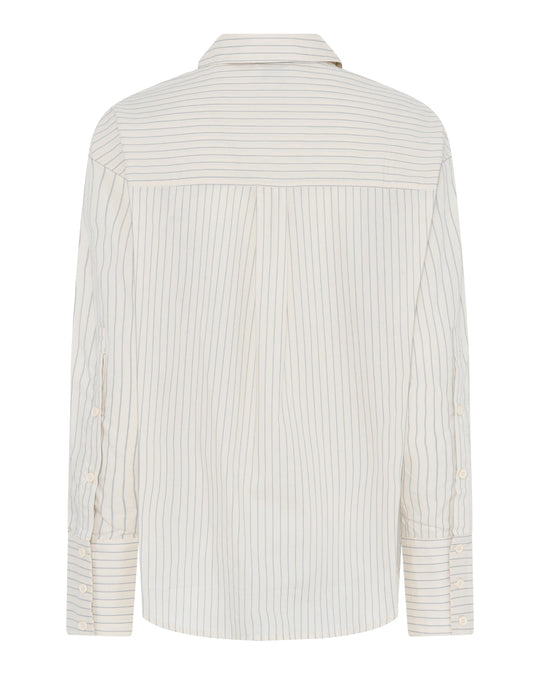 La Rouge Candy Shirt i sand stripe – oversized efterårsskjorte i 100% bomuld med grå striber, brystlomme og ærmemanchetter med ekstra knapper.
