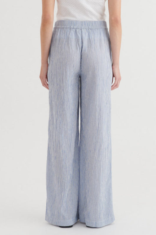 Basic Apparel Carol pants riviera – lette bukser i økologisk bomuld med elastik.