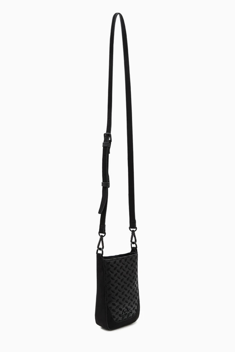 Lala Berlin | Crossbody | Milwa grainy vegan leather, black