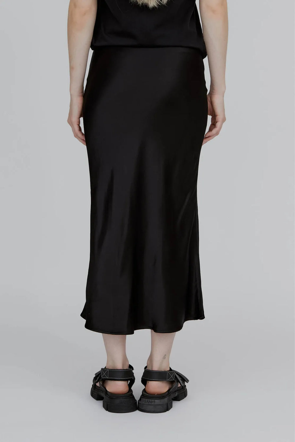 Nederdel til kvinder | Basic Apparel  Flora Skirt, black