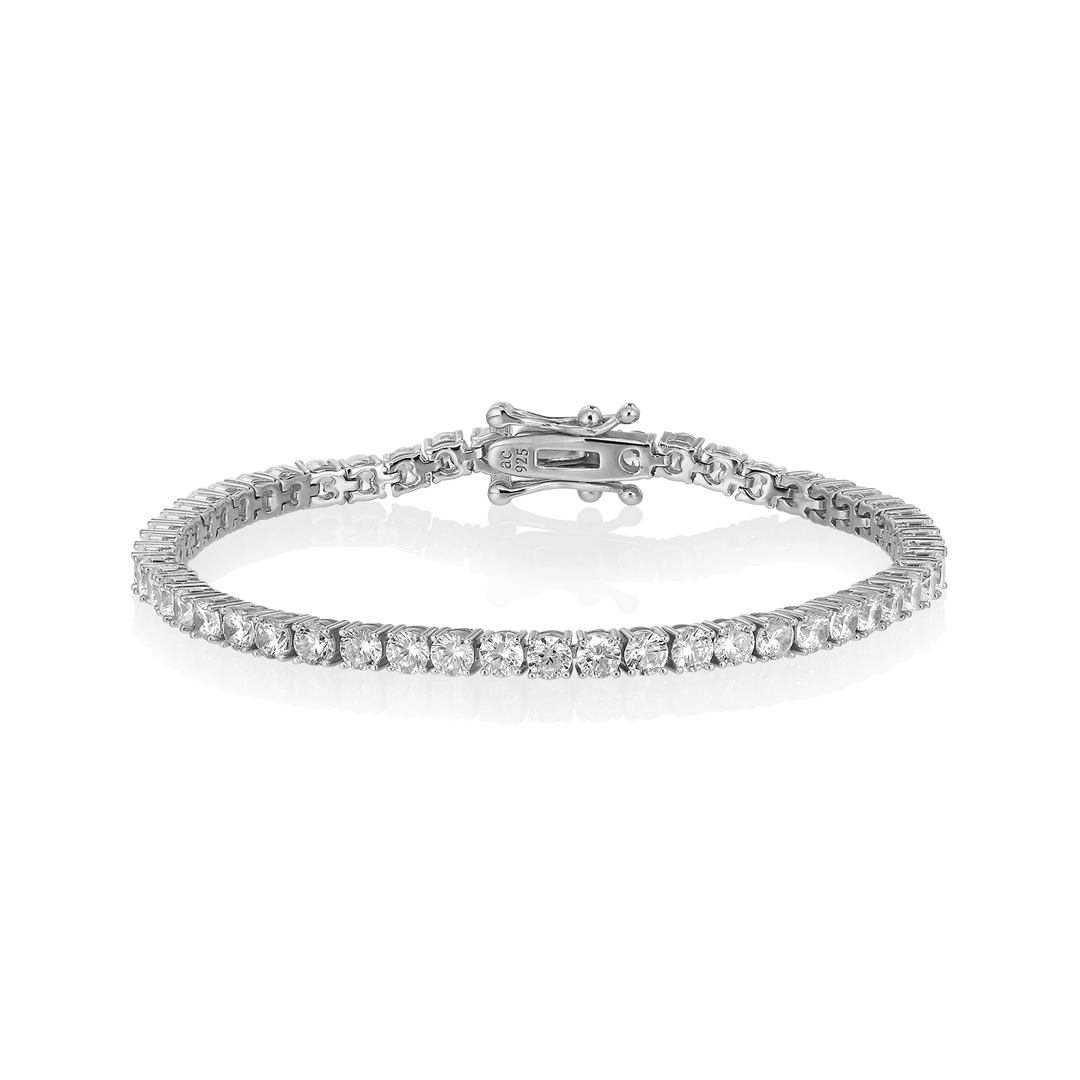 Alura Grace Bracelet 08 i 925 sterlingsølv – elegant armbånd med facetslebne zirkonia, slankt design og bredde på 3 mm.
