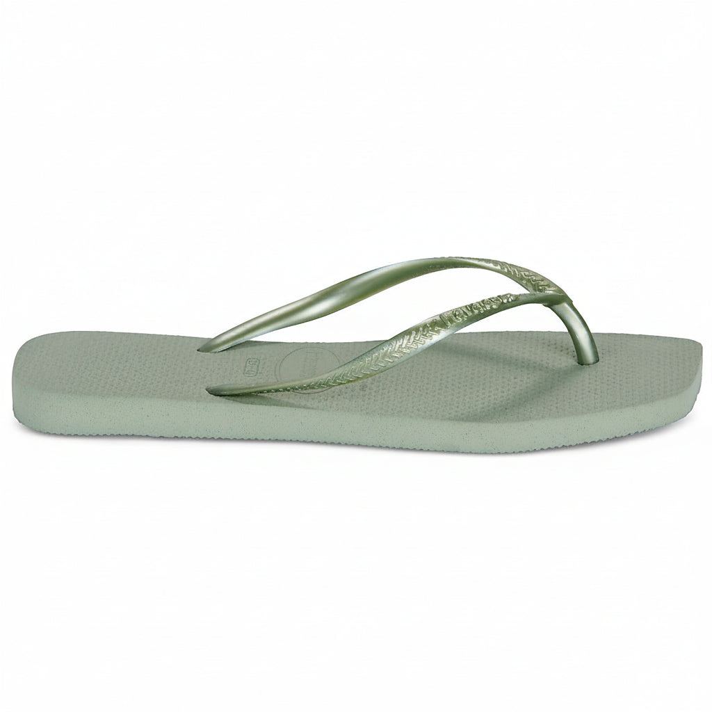 Havaianas Slim Square sandal smoke green – klipklapper med firkantet snude og flad sål.