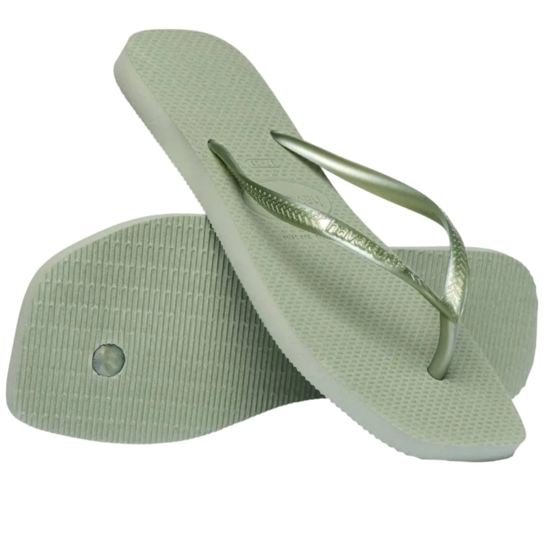 Havaianas Slim Square sandal smoke green – klipklapper med firkantet snude og flad sål.