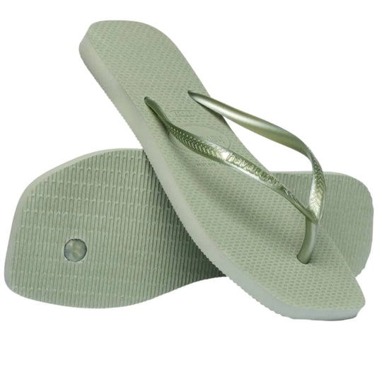 Havaianas Slim Square sandal smoke green – klipklapper med firkantet snude og flad sål.