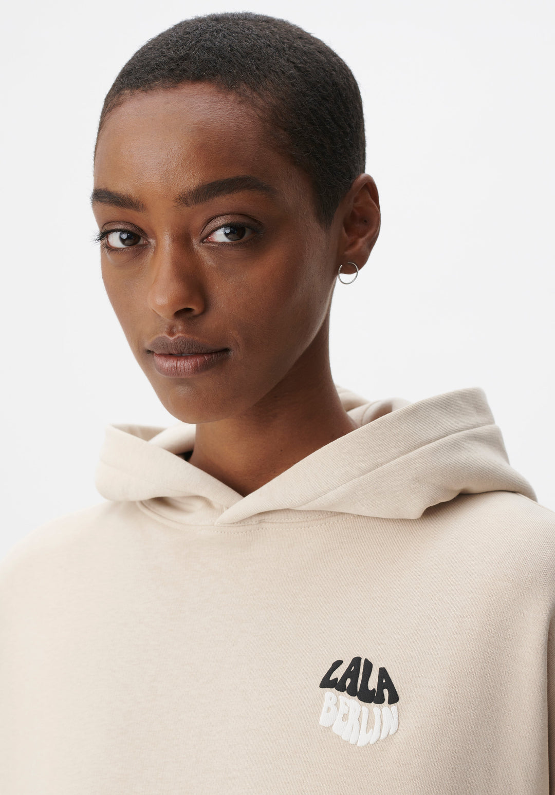 Hættetrøje | LALA BERLIN Hoodie Irina, treasure desert