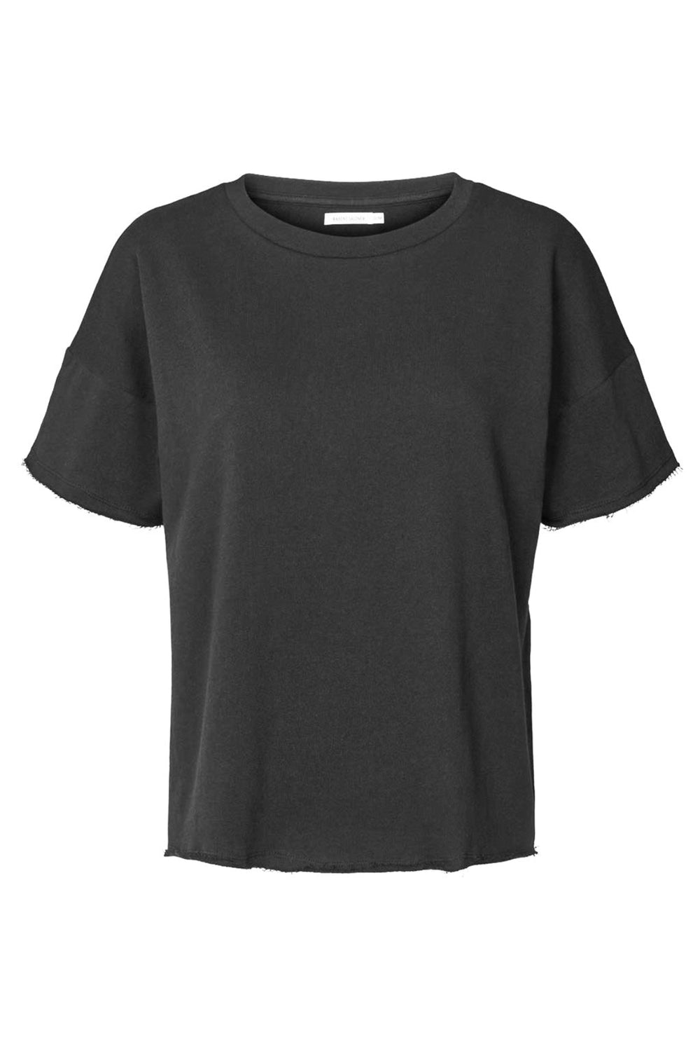 Rabens Saloner Margot Light Stretch Cropped T-shirt i faded black – oversized cropped t-shirt i økologisk bomuld.