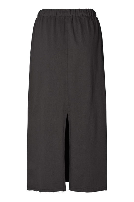 Rabens Saloner Hanni Long Skirt i faded black – lang nederdel i økologisk bomuld med elastisk talje, snøre og høj slids bagpå.
