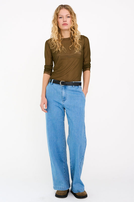 IVY Copenhagen Augusta French Jeans i wash garda – højtaljede jeans med brede lige ben og franske lommer.