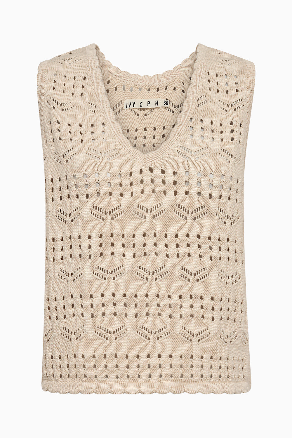 IVY Copenhagen Breeze Crochet tanktop i ecru med V-udskæring.