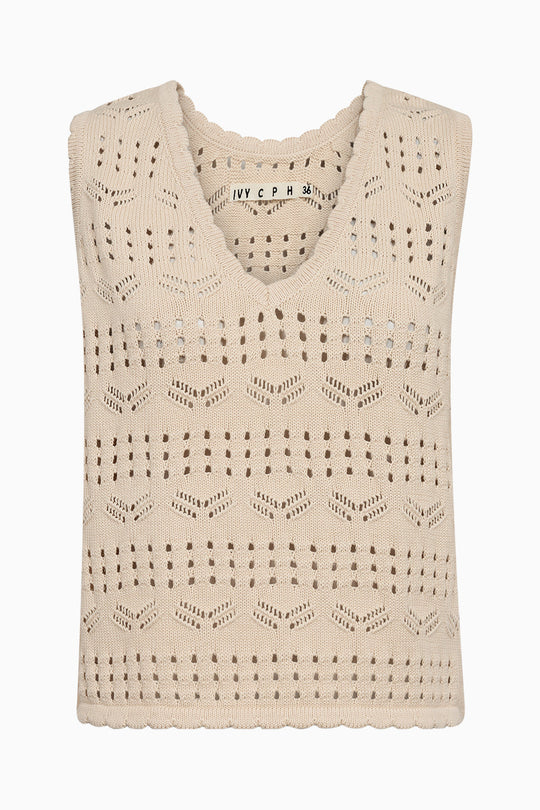 IVY Copenhagen Breeze Crochet tanktop i ecru med V-udskæring.