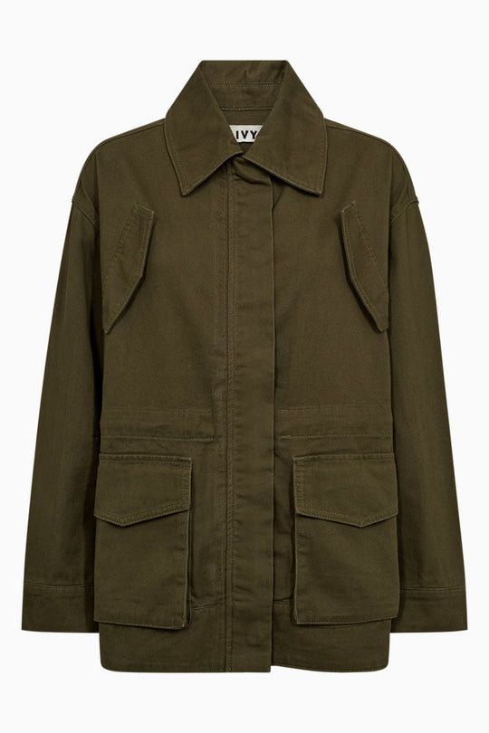 IVY Copenhagen Brooke festival jakke i olive med store lommer og relaxed fit.