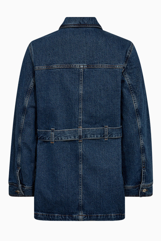 IVY Copenhagen Kay Belted Uniform Jacket i vaskbar kraftig denim med justerbart taljebælte og fire lommer. 