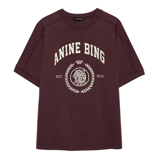 Anine Bing Jaylin Tee Collegiate i fig med broderet collegiate-logo.