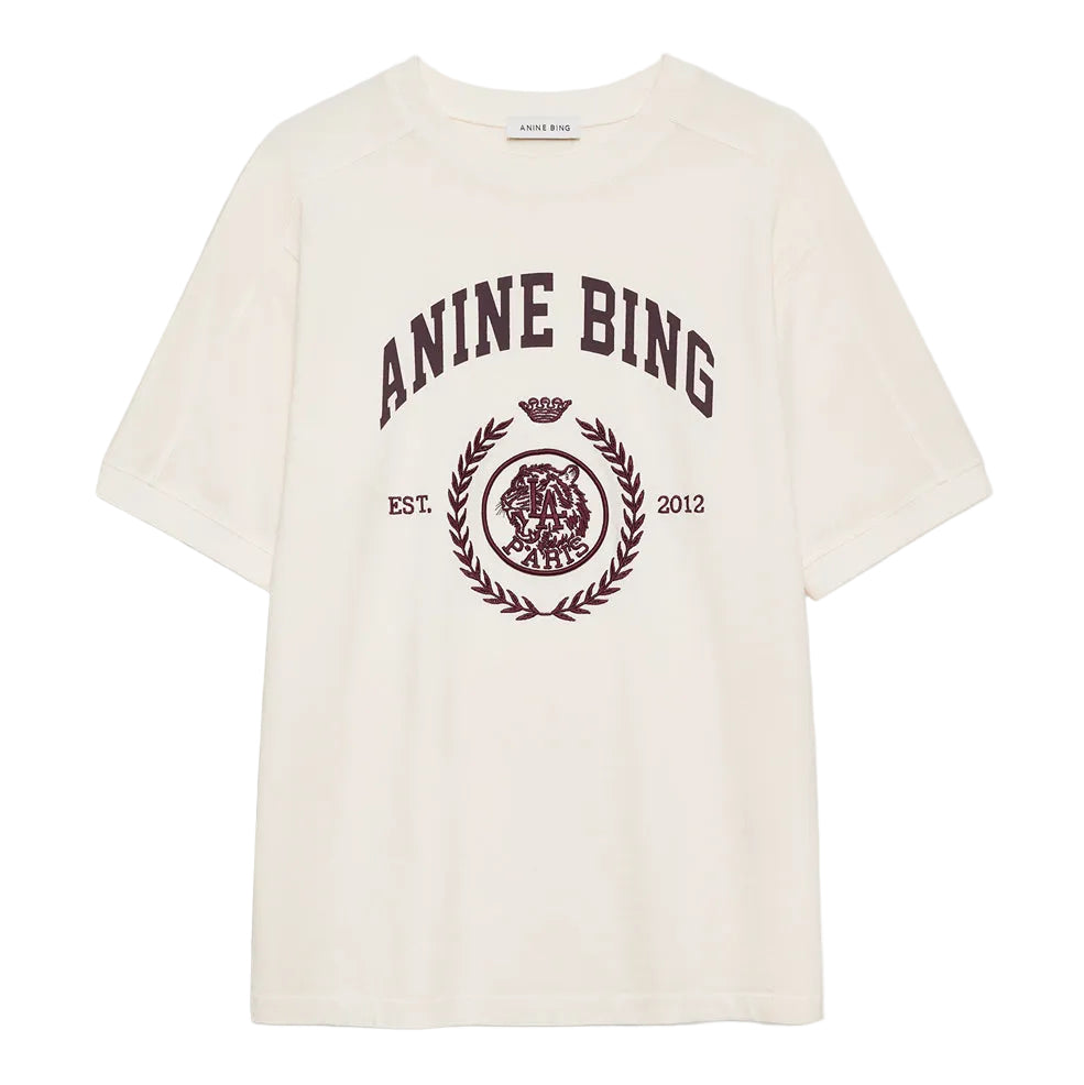 Anine Bing Jaylin Tee Collegiate i cream med broderet collegiate-logo.