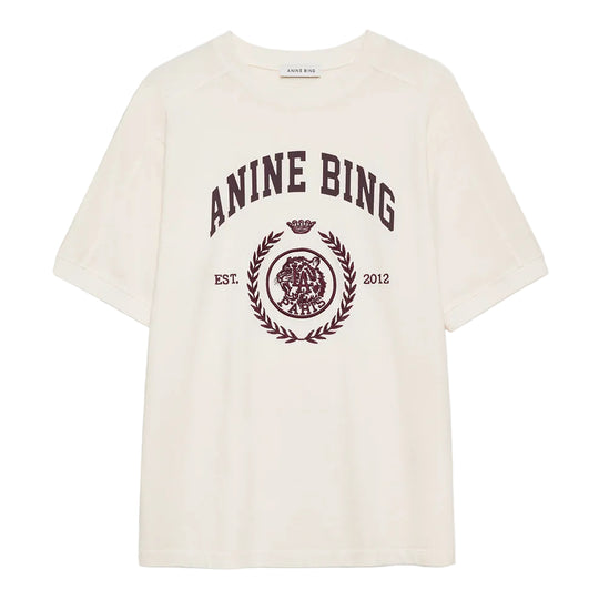Anine Bing Jaylin Tee Collegiate i cream med broderet collegiate-logo.