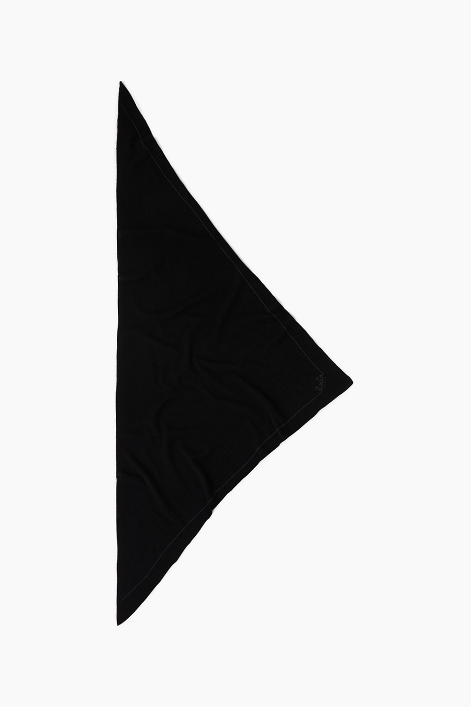 Lala Berlin Triangle Solid Logo M tørklæde i cashmere nero – trekantet tørklæde i 100% kashmir med diskret logo, blødt, varmt og elegant til både hverdag og fest